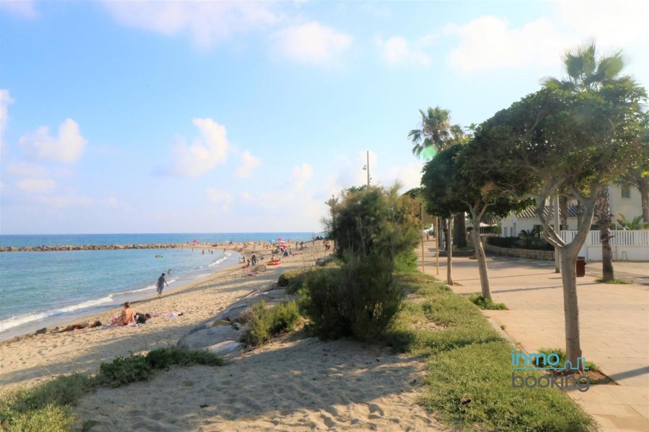 Sun Beach Mediterrani, En Frente Del Mar Кембрилс Екстериор снимка